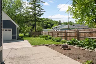 408 N 6th St, Henderson, MN 56044 - Photo 37