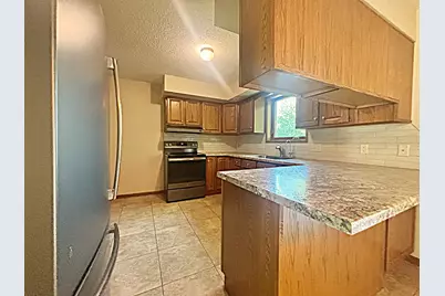 812 E Oak Street, Redwood Falls, MN 56283 - Photo 3