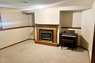 812 E Oak St, Redwood Falls, MN 56283 - Photo 9