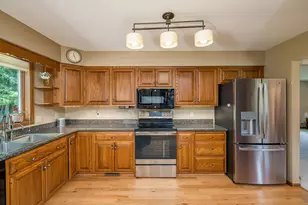 80 Canterbury Ct, Mankato, MN 56001 - Photo 13