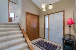 80 Canterbury Ct, Mankato, MN 56001 - Photo 3