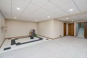 80 Canterbury Ct, Mankato, MN 56001 - Photo 33