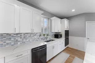 24877 Harvest Meadows Ct, Lakeville, MN 55044 - Photo 17
