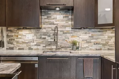 3155 Old Highway 8 #306, Roseville, MN 55418 - Photo 9