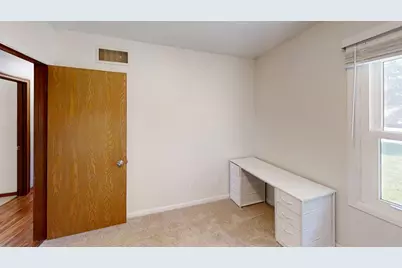 1302 19th Avenue SW, Austin, MN 55912 - Photo 23