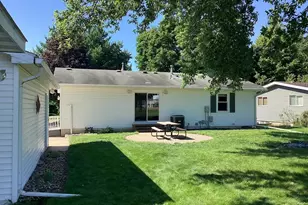 1302 19th Ave SW, Austin, MN 55912 - Photo 5