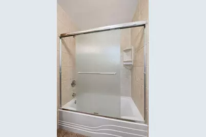 318 E 44th Street, Minneapolis, MN 55409 - Photo 23
