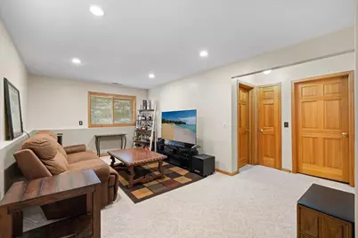 10154 Country Club Curve, Woodbury, MN 55129 - Photo 11