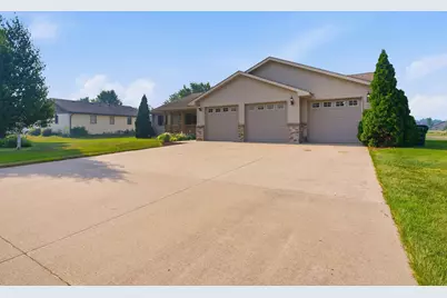 627 5th Street NW, Richmond, MN 56368 - Photo 3