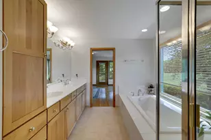 502 Shoreline Dr, Wayzata, MN 55391 - Photo 19