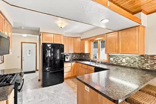 204 3rd Ave NE, Lonsdale, MN 55046 - Photo 9