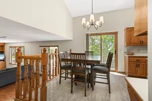 11525 Pondview Ct, Champlin, MN 55316 - Photo 13