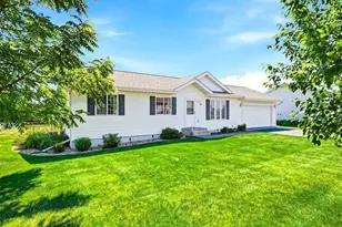 418 Marc St, Star Prairie, WI 54026 - Photo 3