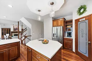 6690 Brenden Ct, Chanhassen, MN 55317 - Photo 11