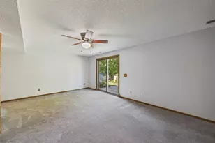 1604 Rio Loma Dr, Burnsville, MN 55337 - Photo 17