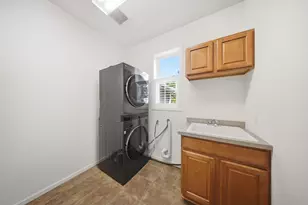 2489 Eyrie Dr, Woodbury, MN 55129 - Photo 17