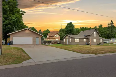 305 2nd Street NE, Pine City, MN 55063 - Photo 1