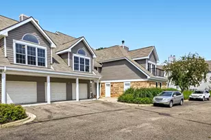 6010 Chasewood Pkwy, Hopkins, MN 55343 - Photo 9