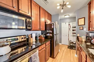 6010 Chasewood Pkwy, Hopkins, MN 55343 - Photo 17