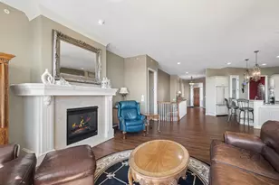10100 Indigo Dr, Eden Prairie, MN 55347 - Photo 11