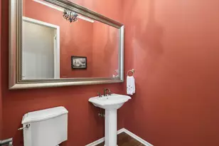 10100 Indigo Dr, Eden Prairie, MN 55347 - Photo 23