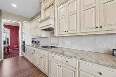 10100 Indigo Drive, Eden Prairie, MN 55347 - Photo 15