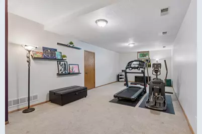 9629 Bennett Place, Eden Prairie, MN 55347 - Photo 53