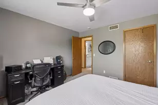 9629 Bennett Pl, Eden Prairie, MN 55347 - Photo 49