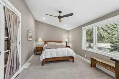 13 Overlook Road, Dellwood, MN 55110 - Photo 25