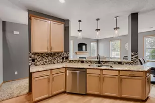 4360 Empress Dr N, Hugo, MN 55038 - Photo 7