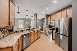 4360 Empress Dr N, Hugo, MN 55038 - Photo 9