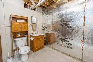 611 E Nestor St, Osakis, MN 56360 - Photo 25
