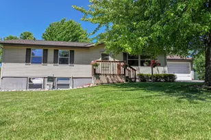 611 E Nestor St, Osakis, MN 56360 - Photo 1