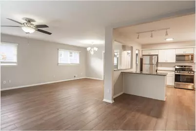6418 Knoll St N, Golden Valley, MN 55427 - Photo 7