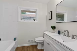 4935 Russell Ave N, Minneapolis, MN 55430 - Photo 13