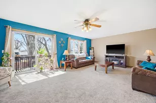 814 Craig Ave SW, Hutchinson, MN 55350 - Photo 11