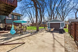 814 Craig Ave SW, Hutchinson, MN 55350 - Photo 25