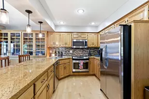 313 Wyndham Cir W, New Brighton, MN 55112 - Photo 15