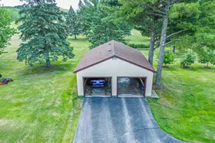 10722 Maturi Rd, Hibbing, MN 55746 - Photo 5