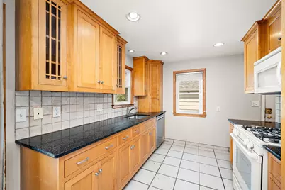 319 Annapolis Street E, West Saint Paul, MN 55118 - Photo 5