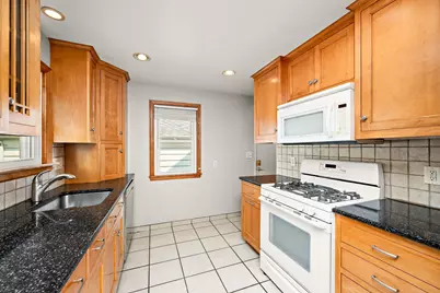 319 Annapolis Street E, West Saint Paul, MN 55118 - Photo 7