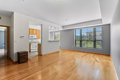 2566 Ellis Avenue #303, Saint Paul, MN 55114 - Photo 3