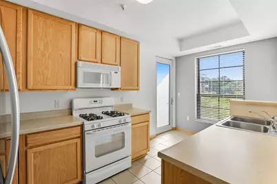 2566 Ellis Avenue #303, Saint Paul, MN 55114 - Photo 11