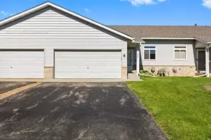 1523 Balinese St, Shakopee, MN 55379 - Photo 5