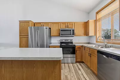 1523 Balinese Street, Shakopee, MN 55379 - Photo 7