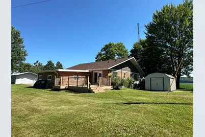 E910 Cedar Road, Eau Claire, WI 54701 - Photo 5
