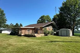 E910 Cedar Rd, Eau Claire, WI 54701 - Photo 5