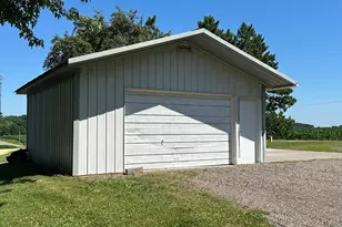 E910 Cedar Rd, Eau Claire, WI 54701 - Photo 41