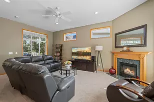 3331 98th Cir N, Brooklyn Park, MN 55443 - Photo 3