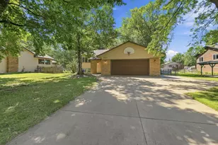 936 97th Ln NE, Blaine, MN 55434 - Photo 31
